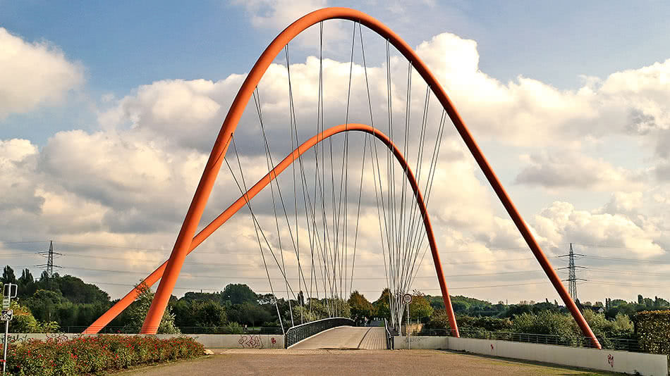 Doppelbogenbrücke im Nordsternpark Gelsenkirchen